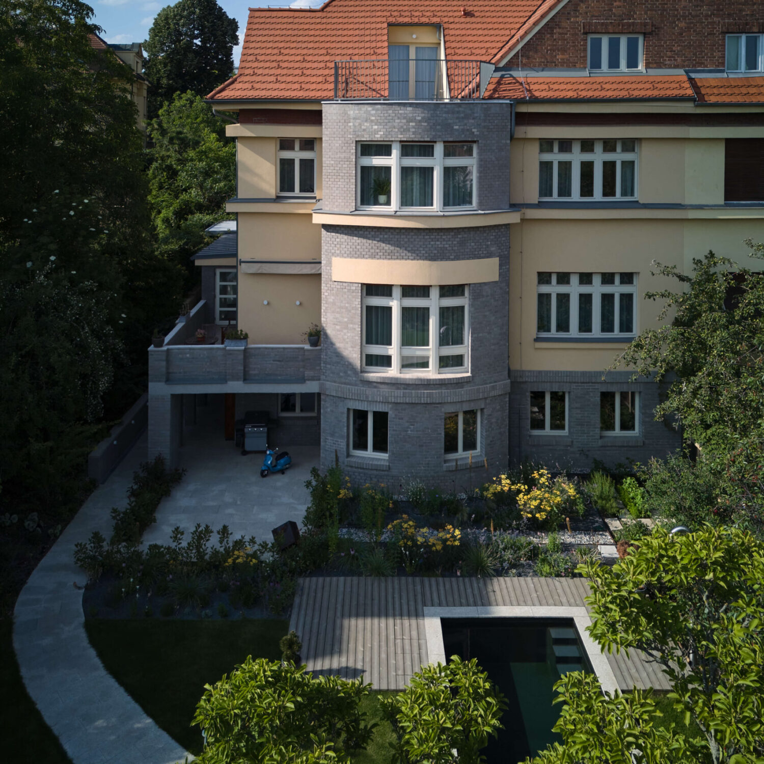 DJI_20250618173742_0182_D